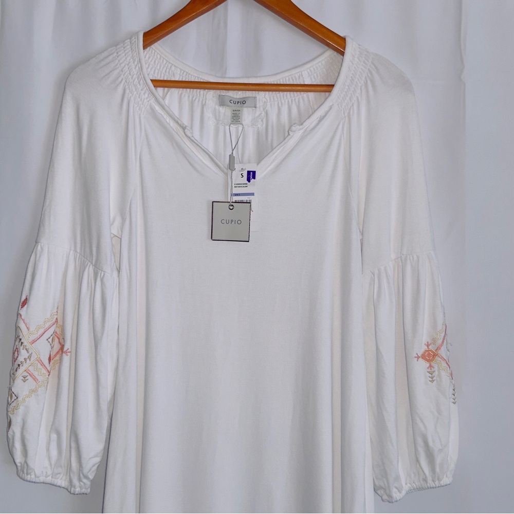 Cupio NWT white embroidered 3/4 length sleeve split neck stretchy dress sz S - Picture 3 of 11